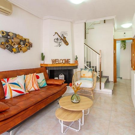 Beautiful Home In Santa Pola With Kitchen 外观 照片